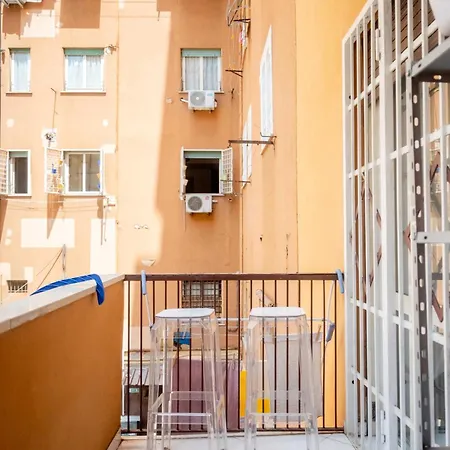 Δωμάτια σε οικογενειακή κατοικία Cerroni's Corner *