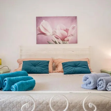 Δωμάτια σε οικογενειακή κατοικία Cerroni's Corner Ρώμη